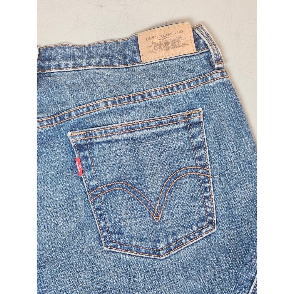 Levis 505 Straight Leg‎ Jeans womans 10 Blue Medium Wash Vintage 2008 Denim
